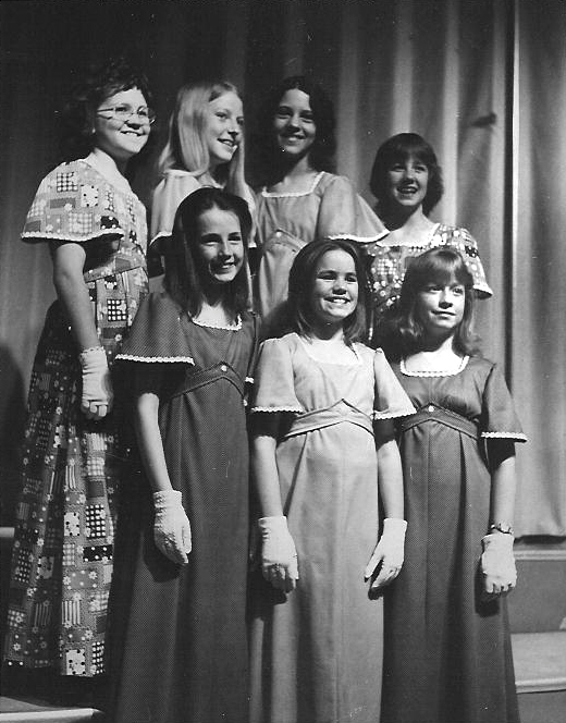 Lynnette Owens with the Hummingbirds